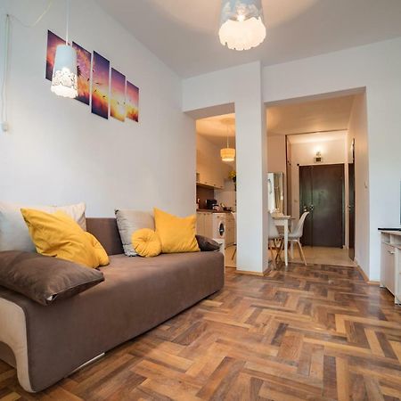 Comfort.Chic.Charming Apt With Terrace Near Ndk Sofia Ngoại thất bức ảnh