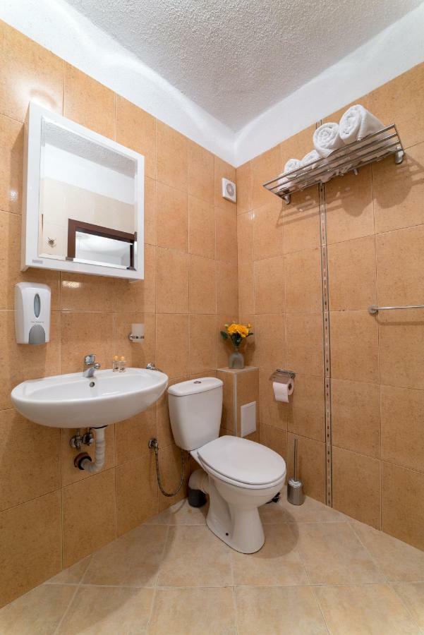 Comfort.Chic.Charming Apt With Terrace Near Ndk Sofia Ngoại thất bức ảnh