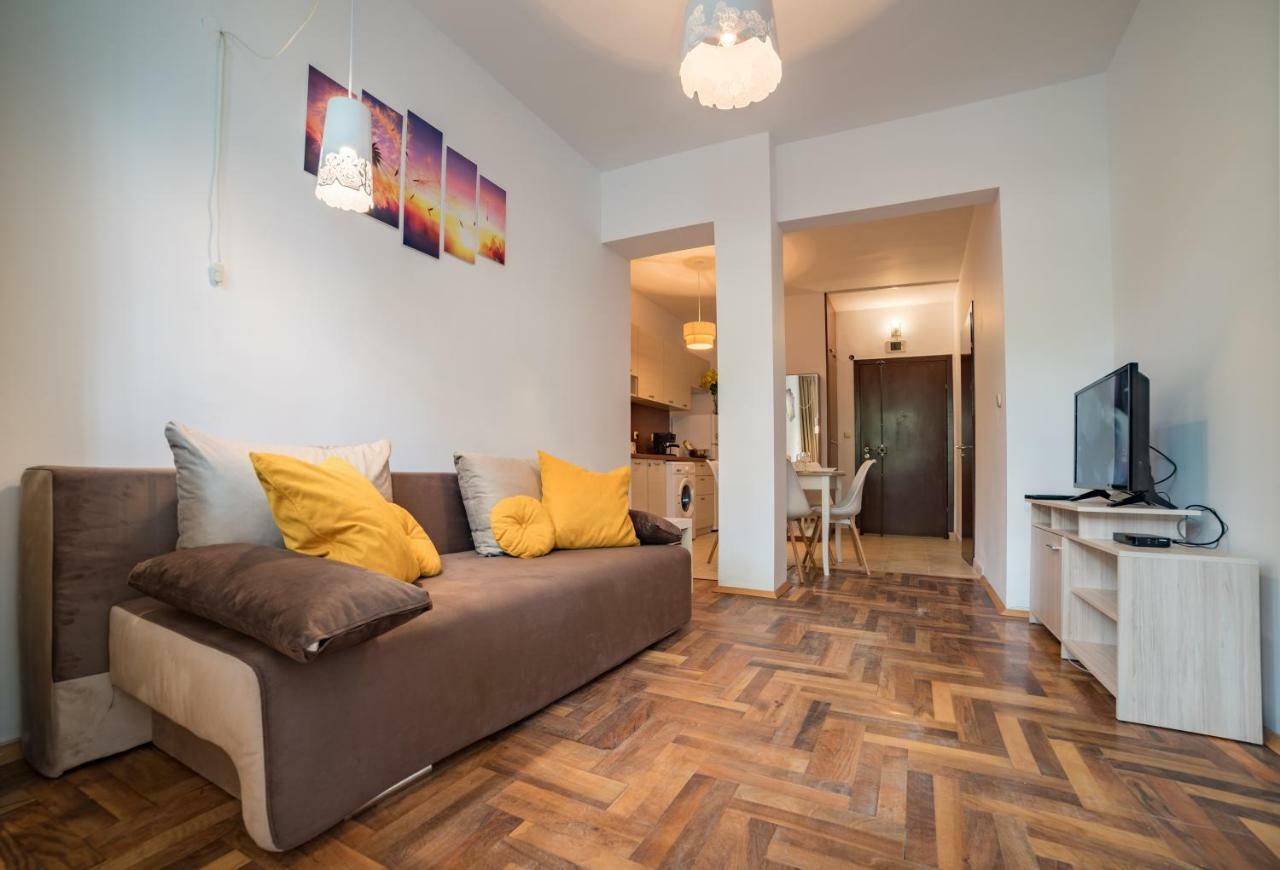 Comfort.Chic.Charming Apt With Terrace Near Ndk Sofia Ngoại thất bức ảnh