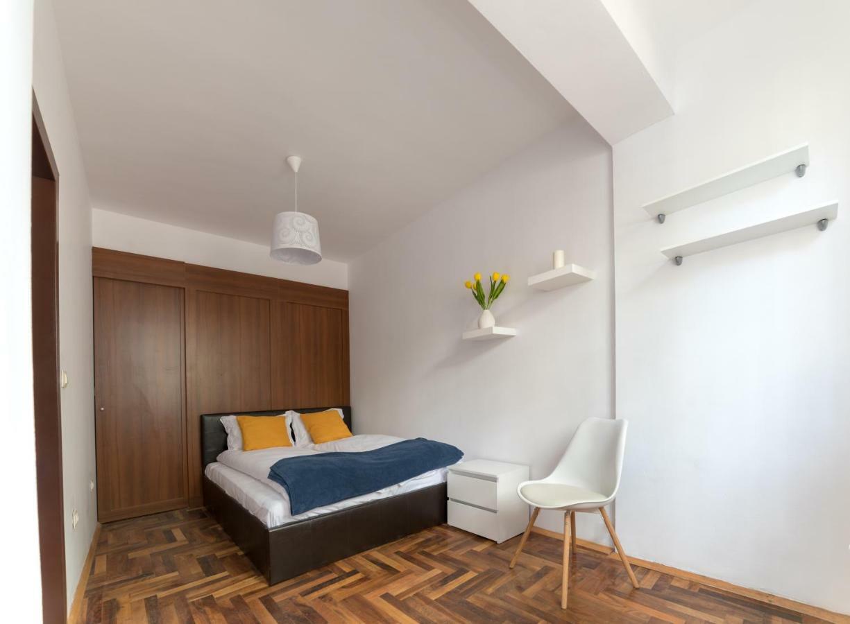 Comfort.Chic.Charming Apt With Terrace Near Ndk Sofia Ngoại thất bức ảnh